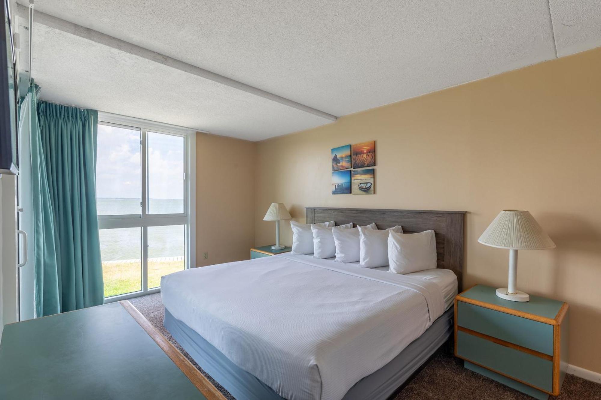Bay Club Resort Ocean City Room photo